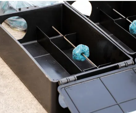 Rodent bait station